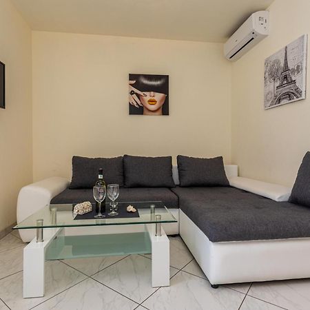 Apartamento Domagoj D&D, Baska Exterior foto